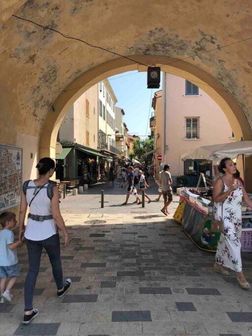 Old Antibes, One Bed App, In Front Of The Port! Leilighet Eksteriør bilde