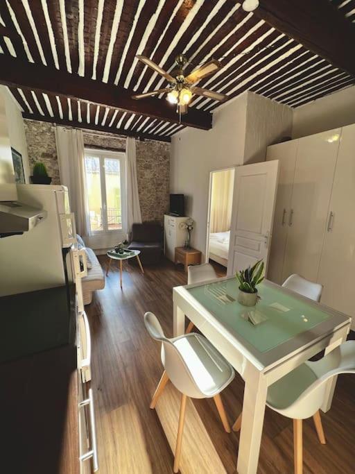 Old Antibes, One Bed App, In Front Of The Port! Leilighet Eksteriør bilde